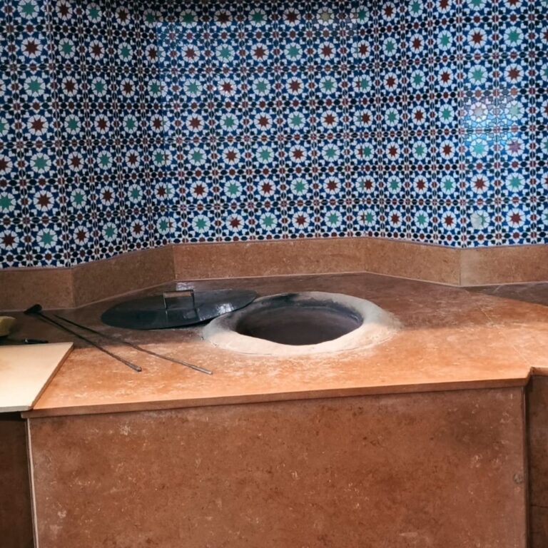 Clay-Oven-Tandoor-768x768